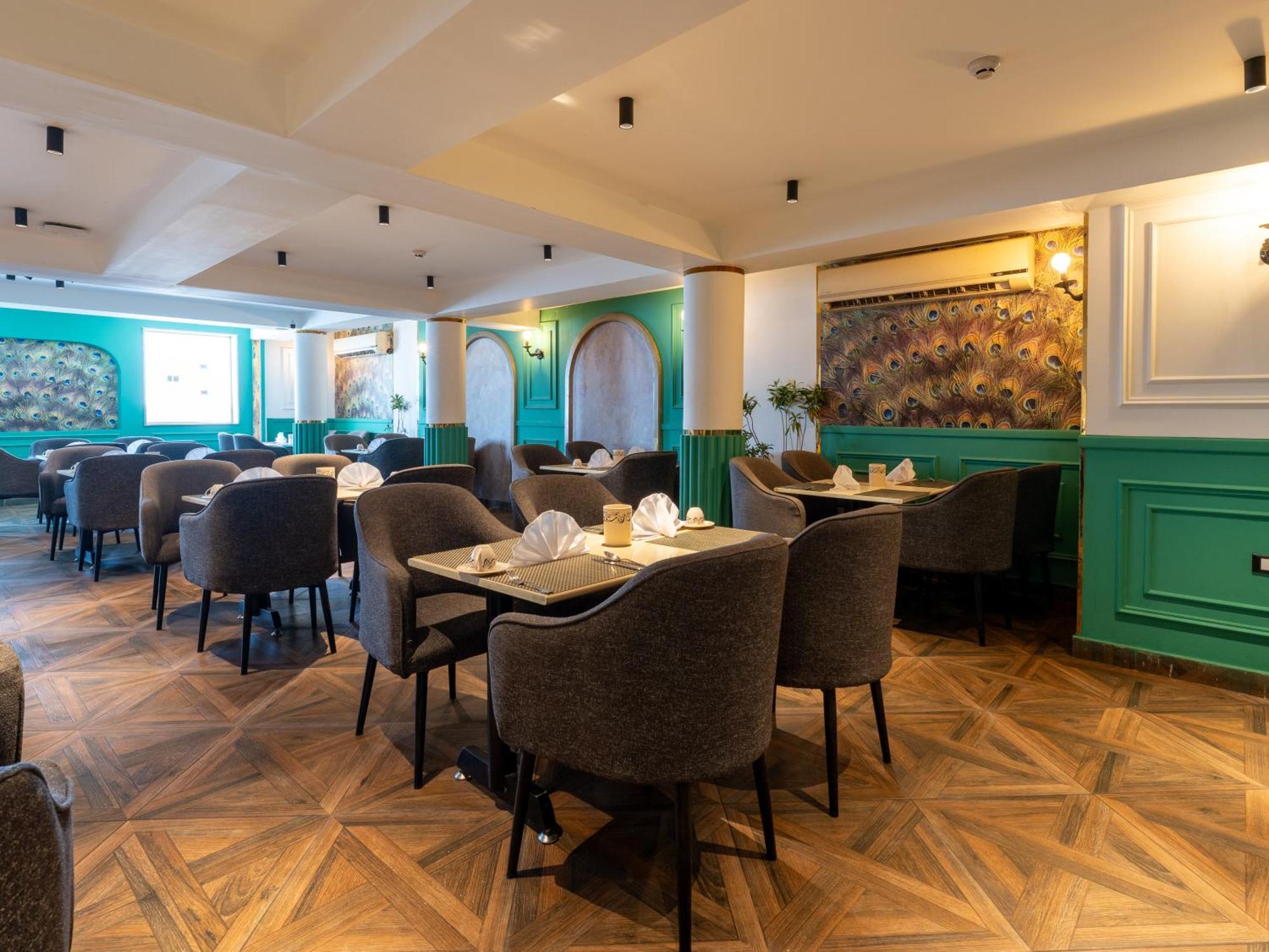 מלון Panorama Ramsis & Cafe