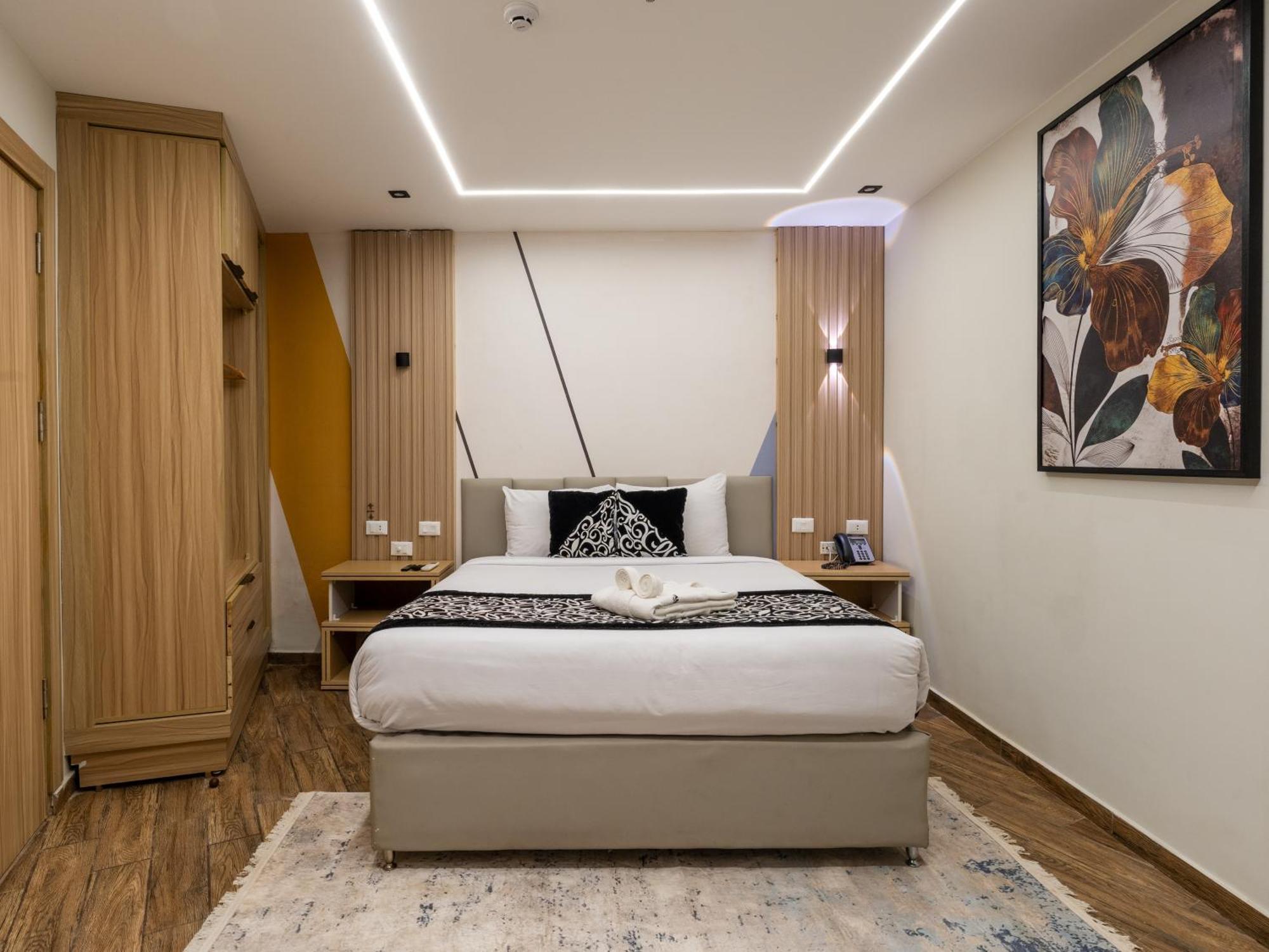 Hotel Panorama Ramsis & Cafe 3*