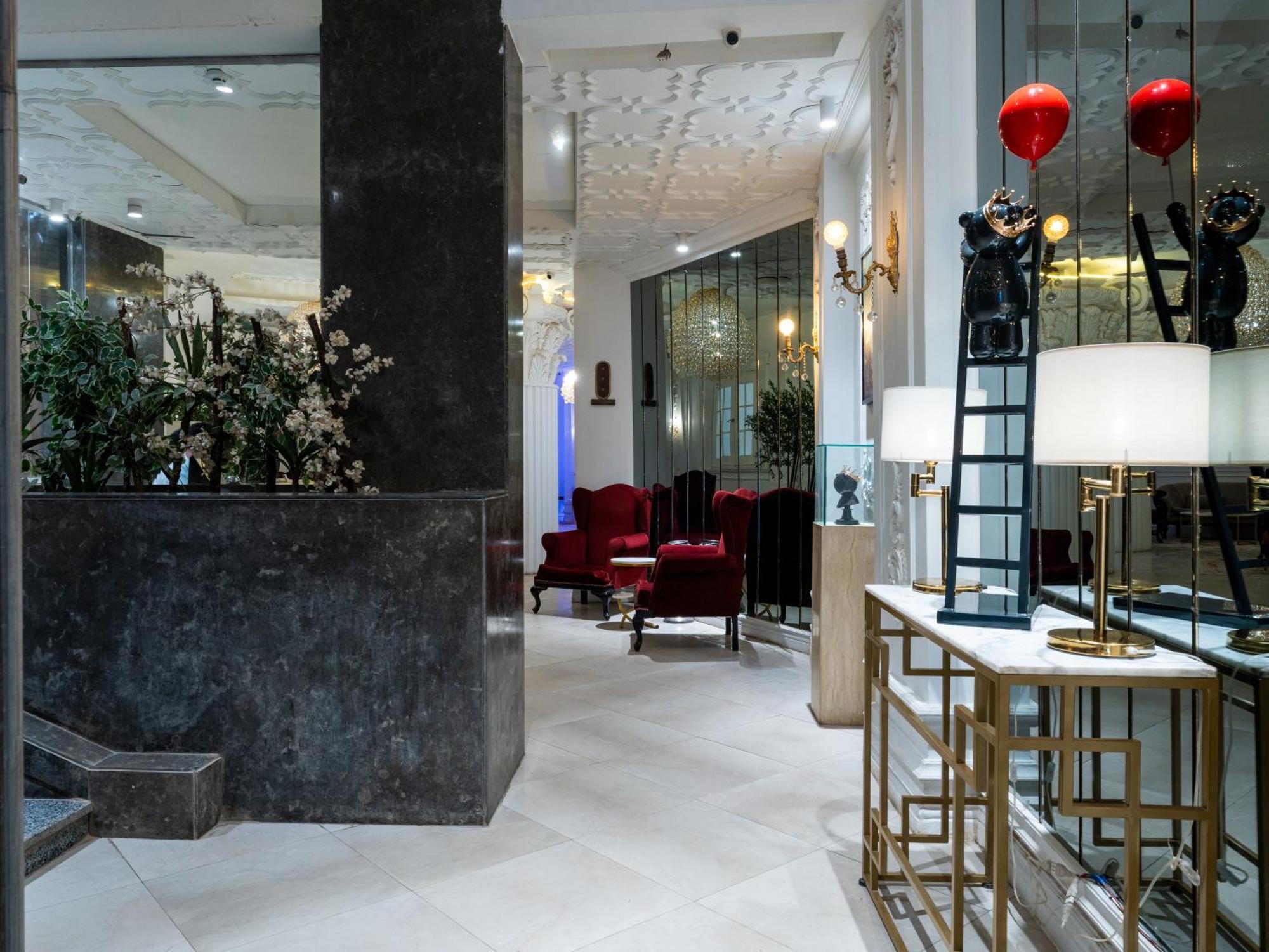 Panorama Ramsis & Cafe Hotel